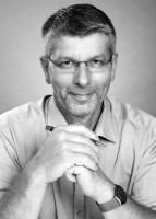 sachverstaendiger-jens-hennel